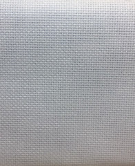 Zweigart - Aida 16 count - soft blue 3251/713 - 19 x 21 pouces