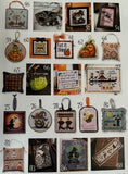 Revue Just CrossStitch Ornements Halloween - 2025