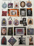 Revue Just CrossStitch Ornements Halloween - 2025