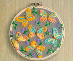 Kit broderie traditionnelle - butterfly
