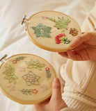 Kit broderie traditionnelle - Jardin miniature - 2 modèles - DMC