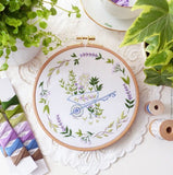 Kit broderie traditionnelle - Gardening - 6 pouces