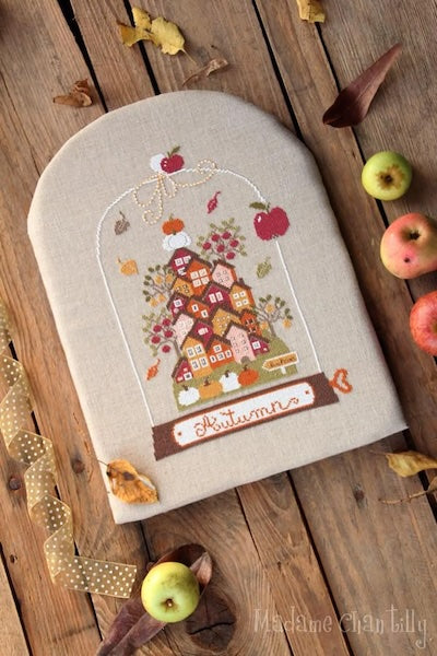 Autumn carillon - Madame Chantilly