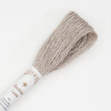 Fil Sashiko lamé uni - Olympus - 40 mètres - mastic - couleur SL4