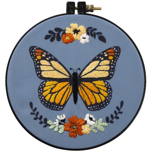 Kit broderie traditionnelle - monarch butterfly
